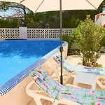 Βίλα Entire By The Sea With Private Garden And Mini Pool Τορεβιέχα