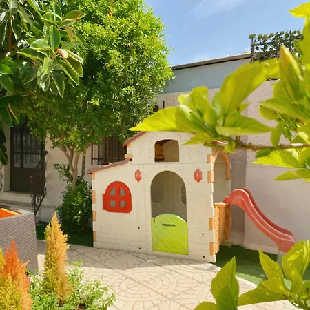 Entire By The Sea With Private Garden And Mini Pool