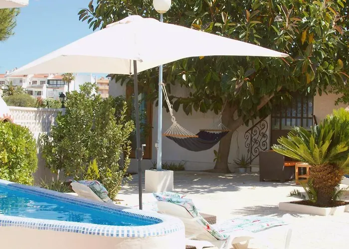 Entire By The Sea With Private Garden And Mini Pool 别墅 *