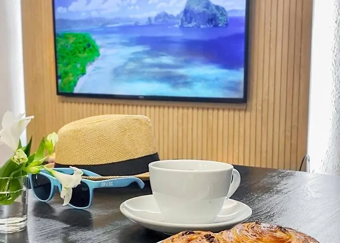 别墅 Entire By The Sea With Private Garden And Mini Pool 托雷维耶哈