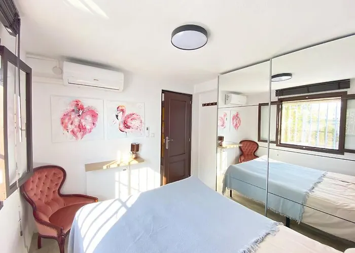 Entire By The Sea With Private Garden And Mini Pool 别墅 托雷维耶哈