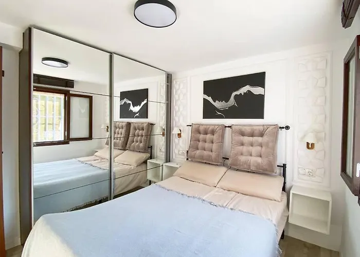 Entire By The Sea With Private Garden And Mini Pool *