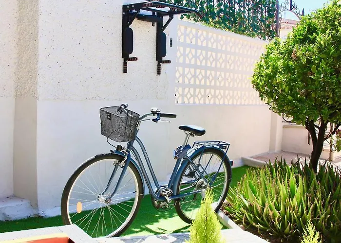 别墅 Entire By The Sea With Private Garden And Mini Pool *