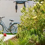 Villa Entire By The Sea With Private Garden And Mini Pool Torrevieja