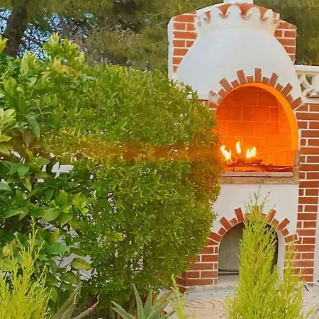 Entire By The Sea With Private Garden And Mini Pool Villa *
