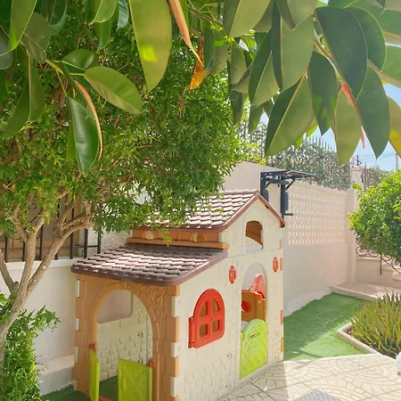 Entire By The Sea With Private Garden And Mini Pool 别墅 *