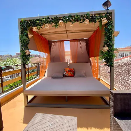 Villa Entire By The Sea With Private Garden And Mini Pool *