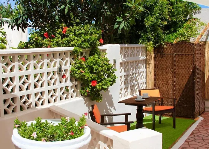 Entire By The Sea With Private Garden And Mini Pool Βίλα *