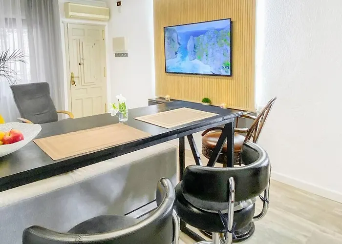 Βίλα Entire By The Sea With Private Garden And Mini Pool *