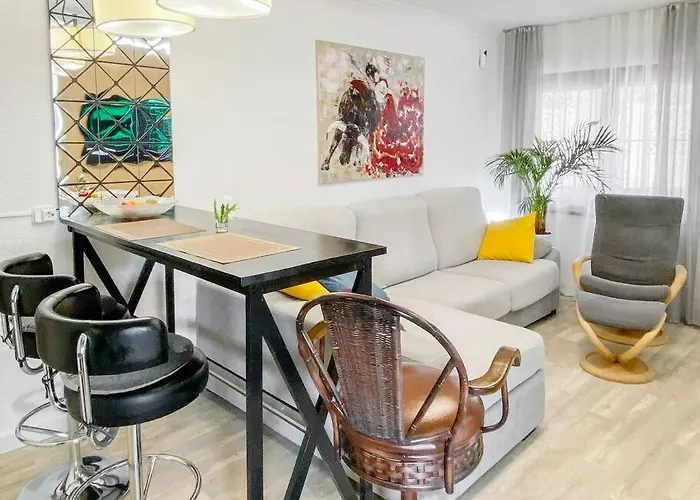 Βίλα Entire By The Sea With Private Garden And Mini Pool