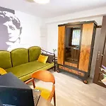 빌라 Entire By The Sea With Private Garden And Mini Pool