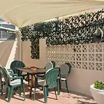빌라 Entire By The Sea With Private Garden And Mini Pool *