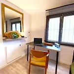 Entire By The Sea With Private Garden And Mini Pool * 또레비에하