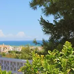 Entire By The Sea With Private Garden And Mini Pool * 또레비에하